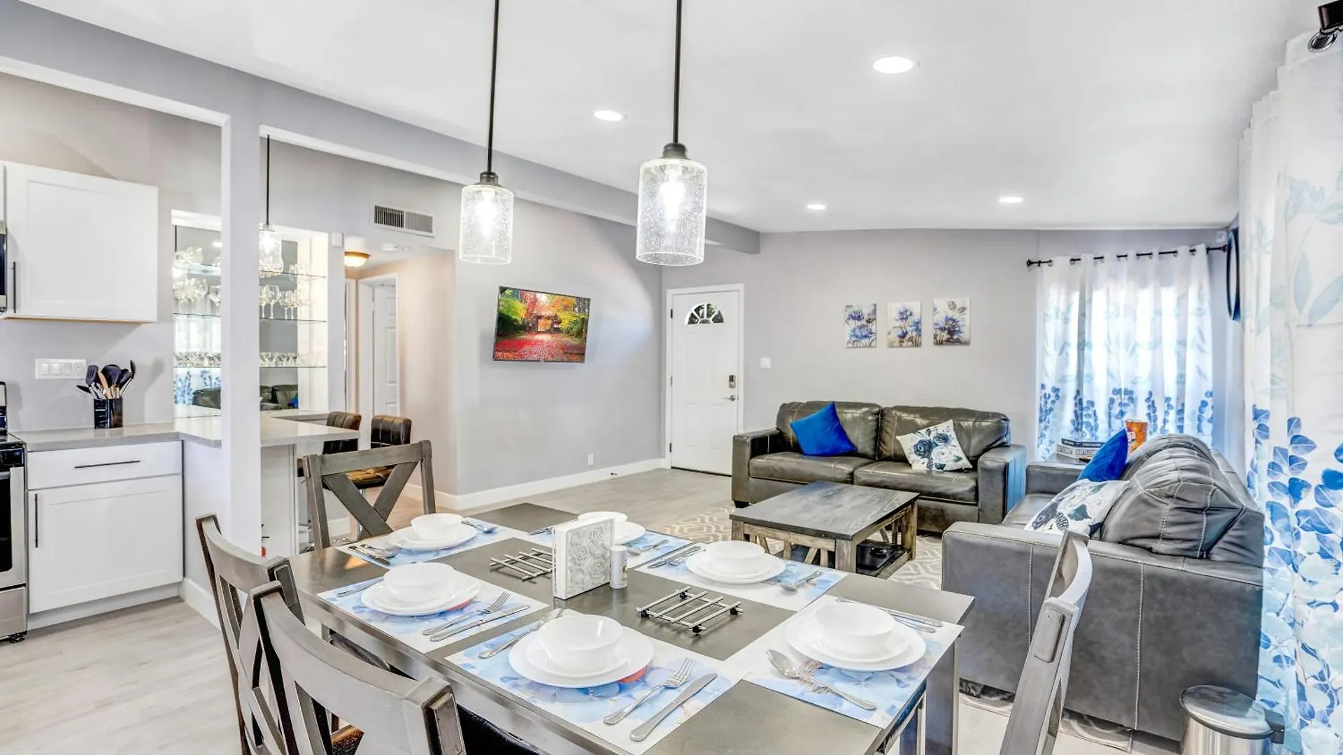 בית נופש לאס וגאס Fully Remodeled, Landscaped, King Beds, Desk Space